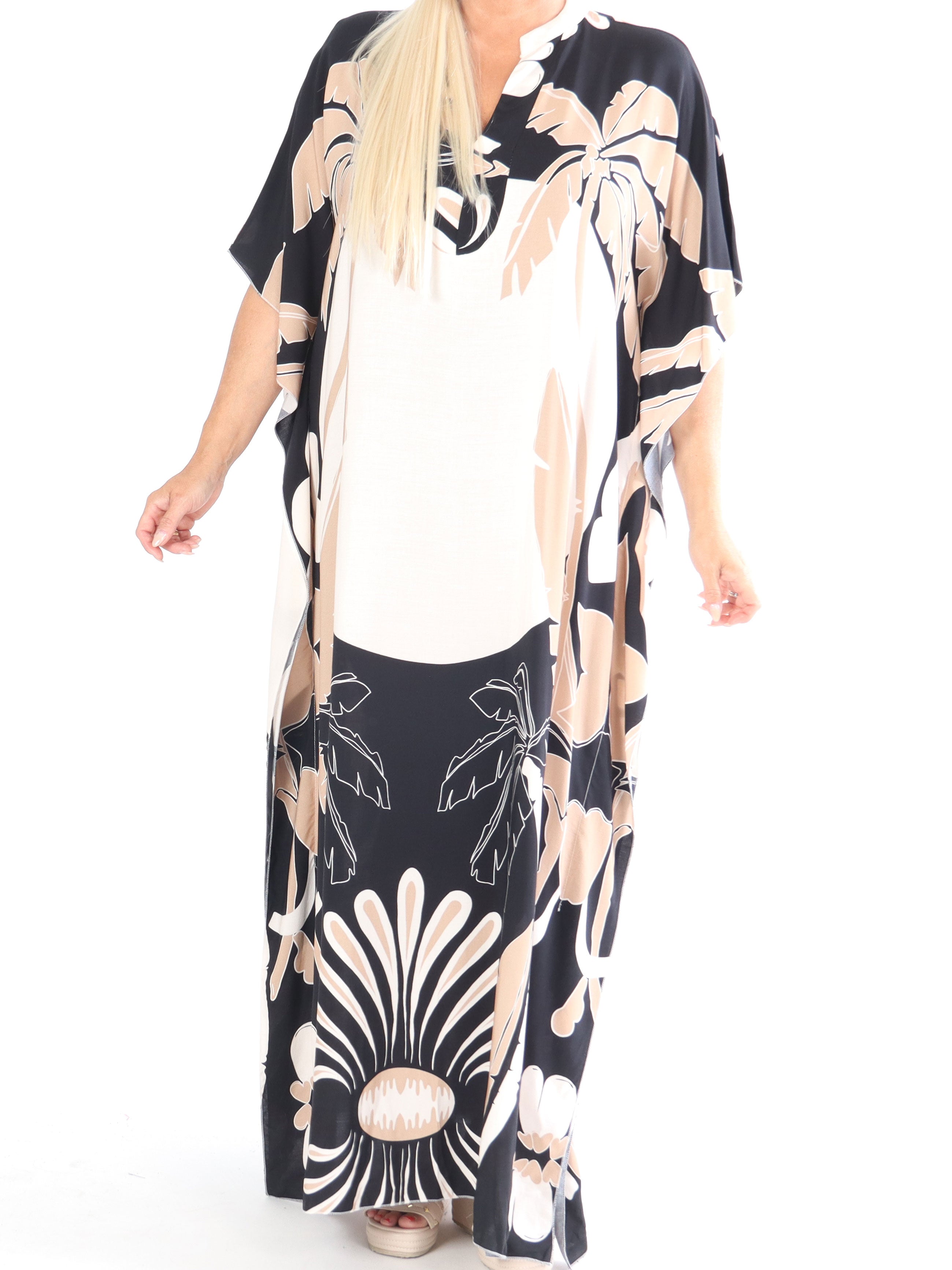 Ilya - Lång plus size klänning med fint mönster